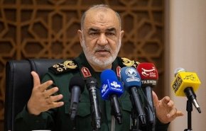 اللواء سلامي: الردع الإيراني حقيقي ونحن على اتم الاستعداد للحرب الالكترونية