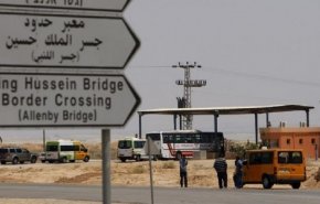 وزيرة صهيونية تستعرض الممر البري الجديد لنقل البضائع عبر دول عربية + فيديو