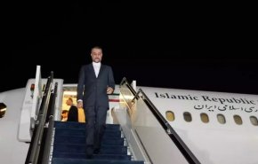 وزير الخارجية الايراني يصل الى جنيف