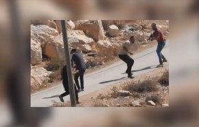 زكريا العدرا يتحدث للعالم عن إطلاق مستوطن صهيوني النار عليه + فيديو