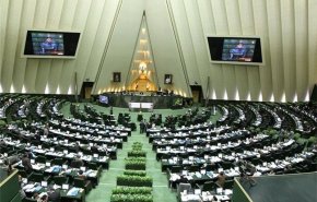 انتهاء فرز الأصوات في الانتخابات البرلمانية الإيرانية..وجولة ثانية لحسم 45 مقعداً
