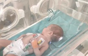 فيديو خاص: 5 إلى 7 أطفال يحلقون للسماء يوما في مستشفى كمال عدوان