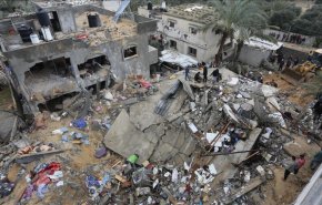 غزة: حوالي 32 ألف شهيد، والاحتلال يفرج عن 65 معتقلا عبر معبر كرم