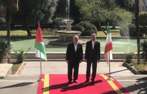 وزير الخارجية الايراني يستقبل اسماعيل هنية بطهران 