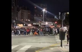 إسرائيليون يهرعون للملاجئ خوفا من صواريخ ايران.. فيديو يوثق لحظات الرعب!