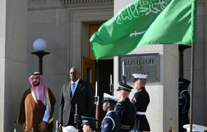 وزير الدفاع السعودي: بحثت مع نظيري الأمريكي تطورات التصعيد العسكري في المنطقة