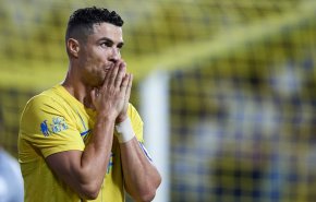 أول تعليق لرونالدو بعد إقالة كاسترو من تدريب النصر السعودي