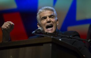 لابيد مطالبا نتنياهو بالإستقالة: جيش الإحتلال لم يعد لديه ما يكفي من الجنود