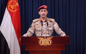 سريع: استهدفنا سفينة بريطانية في البحر الأحمر.. ومسيرة أميركية في صعدة
