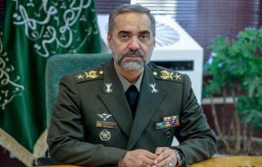 وزير الدفاع : استراتيجية القوات المسلحة هي توفير امن الخليج الفارسي ومضيق هرمز