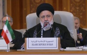 شاهد .. هكذا كان ينظر الرئيس الايراني الشهيد الى مظلومية اطفال غزة 