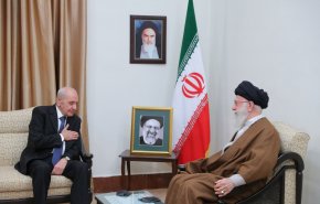  رئيس البرلمان اللبناني يعزي قائد الثورة باستشهاد السيد رئيسي