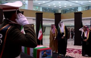 أكثر من 50 وفدا إسلاميا وعربيا وأجنبيا قاموا بتأبين الشهيد رئيسي (فيديو+صور)
