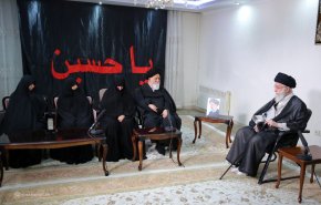 قائد الثورة يتفقد عائلة الرئيس الشهيد آية الله رئيسي