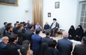 قائد الثورة: التشییع المهیب لشهداء الخدمة أثبت أن الشعب الإيراني حي