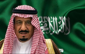 شاهد/ اول ظهور للملك سلمان بعد إعلان إصابته بالتهاب رئوي