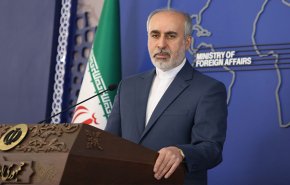 الخارجية الإيرانية تتابع قضية مواطن إيراني معتقل في فرنسا للإفراج عنه