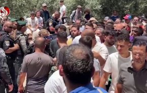 الإحتلال يغلق أبواب البلدة القديمة بوجه المصلين لهذا السبب!