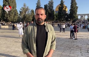 40 ألف فلسطيني يقيمون صلاة العيد في المسجد الاقصی