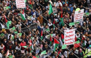 مسيرات حاشدة في الاردن تحت شعار 'لن نترك غزة وحدها'