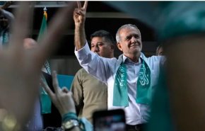 الرئيس الاذربيجاني يهنئ نظیره الإيراني المنتخب مسعود بزشكيان