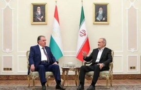 الرئيس بزشكيان يستقبل نظيره الطاجيكي 