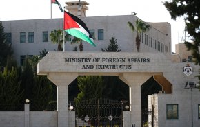 الأردن يطلب من مواطنيه مغادرة لبنان في أقرب وقت
