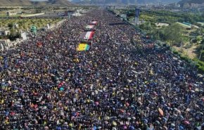 الحشود اليمنية تملأ الساحات في صعدة نصرة لغزة ولبنان
