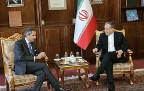 غروسي يلتقي عراقجي في طهران