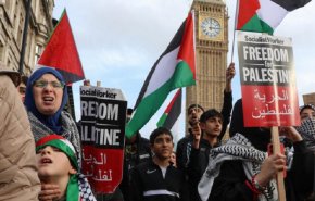 شاهد/ العاصمة البريطانية تشهد تجمعات للتضامن مع الشعب الفلسطيني