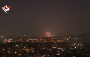 طيران الاحتلال الإسرائيلي يشن غارات على شرق لبنان وجنوبه 
