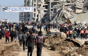 بالفيديو.. مشهد ملحمي لعودة النازحين الفلسطينيين لشمال قطاع غزة