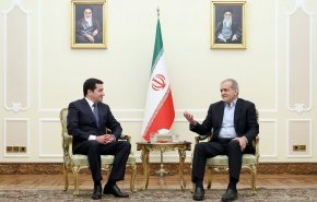 الرئيس بزشكيان: لا يمكن القبول بتغيير الحدود الاقليمية اطلاقا
