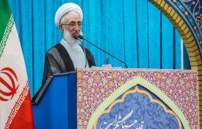 خطيب جمعة طهران: ترامب لن يحقق مبتغاه بخصوص إيران