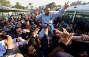  شاهد مافعله الإحتلال بالأسرى الفلسطينيين قبل إطلاق سراحهم!