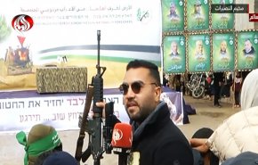 مراسل العالم يعرض سلاحاً مغتنماً من جيش الاحتلال
