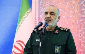 اللواء سلامي: تطوير القدرات البحرية الايرانية قد بلغ الذروة