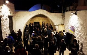 مستوطنون يقتحمون 'مقام النبي يوسف (ع)' وإعتقال فلسطيني بنابلس