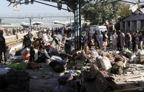 تحرير 104 رهائن من القطار المختطف في باكستان وسقوط قتلى وجرحى+فيديو
