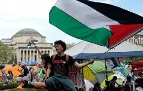 جامعة كولومبيا تقمع طلابها المؤيدين لفلسطين وتعلق الدراسة