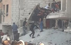 فيديو.. قتلى وجرحى بانفجار عنيف يهز حي الرمل باللاذقية في سوريا