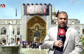 الإيرانيون يحتفلون بحلول السنة الجديدة في مدينة مشهد المقدسة