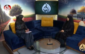 ليلی موسوي.. إمرأة ايرانية ورثت الإيثار من قيادي بارز