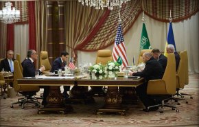 مفاوضات بالرياض بين موسكو وكييف وواشنطن لبحث وقف النار +فيديو
