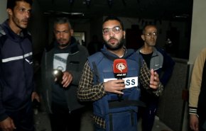 شاهد.. اللحظات الأولى لقصف مجمع ناصر الطبي بكاميرا العالم 