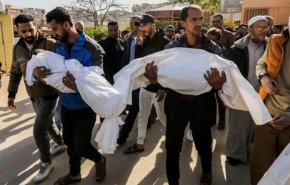 15 شهيداً بينهم 9 أطفال في عدوان الاحتلال على مراكز النزوح بغزة