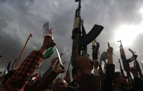 رد عسكري يمني يستهدف 'ترومان' وعمق الكيان الإسرائيلي

