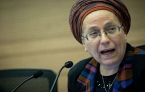 إبنة وزيرة الاستيطان تتهم والديها بالاعتداء عليها جنسيا