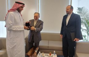 القنصل الإيراني في جدة يلتقي مدير فرع وزارة التجارة بمكة