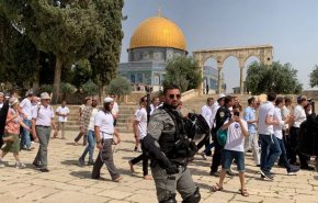 مستوطنون يقتحمون المسجد الأقصى ويؤدون طقوسًا تلمودية